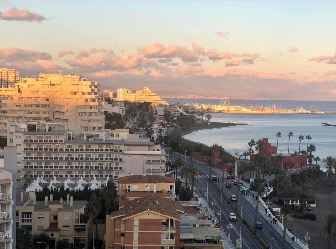 Estudio Benalbeach New Benalmadena Exterior photo