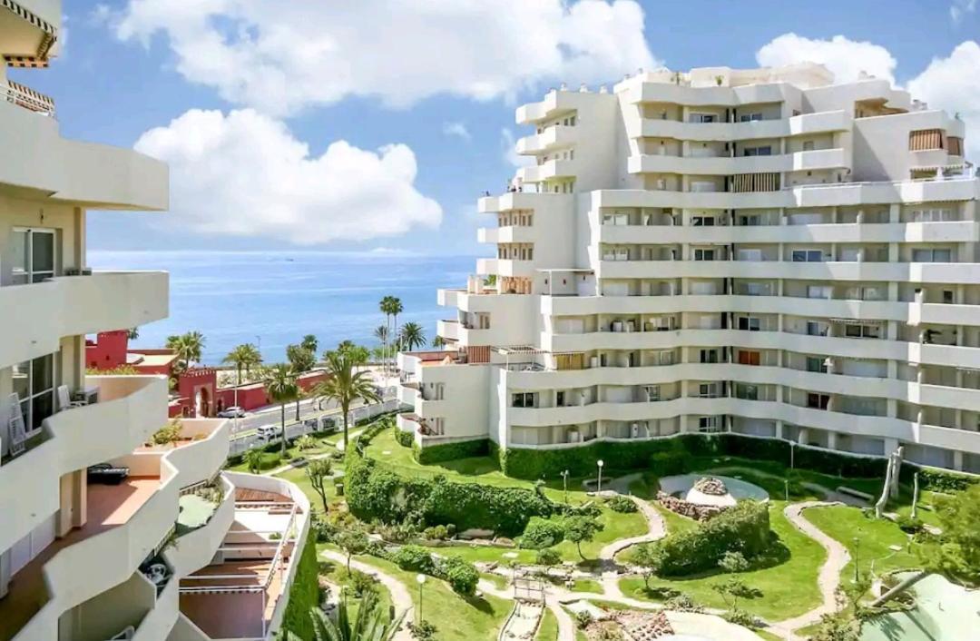 Estudio Benalbeach New Benalmadena Exterior photo