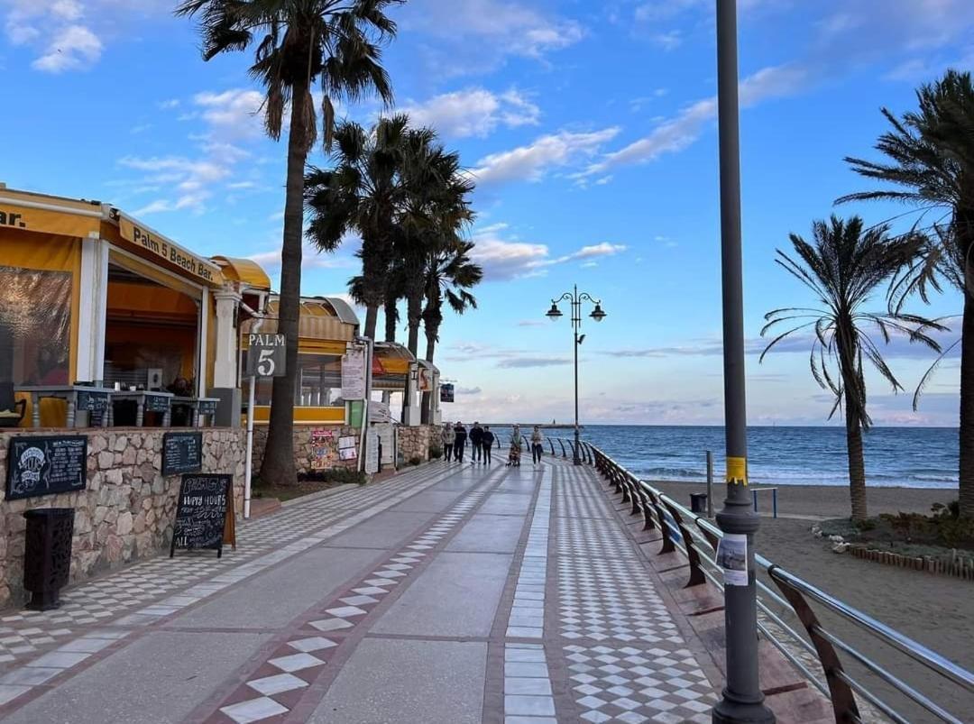 Estudio Benalbeach New Benalmadena Exterior photo